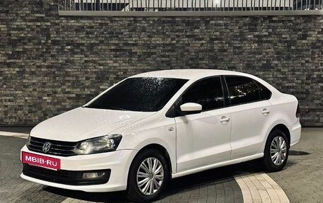 Volkswagen Polo VI (EU Market), 2012 год, 800 000 рублей, 3 фотография