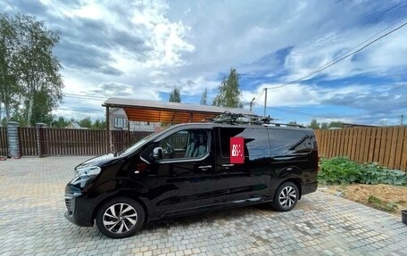 Peugeot Traveller I, 2020 год, 3 600 000 рублей, 3 фотография