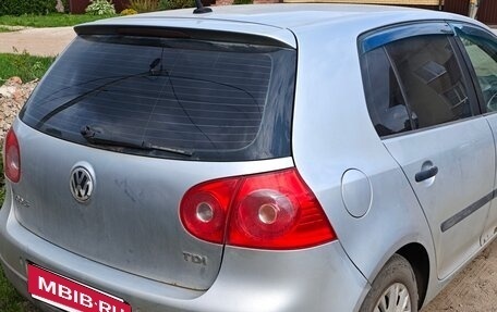 Volkswagen Golf V, 2004 год, 520 000 рублей, 2 фотография