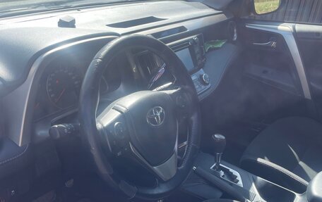 Toyota RAV4, 2014 год, 1 650 000 рублей, 11 фотография