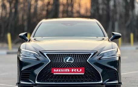 Lexus LS IV, 2018 год, 6 000 000 рублей, 2 фотография