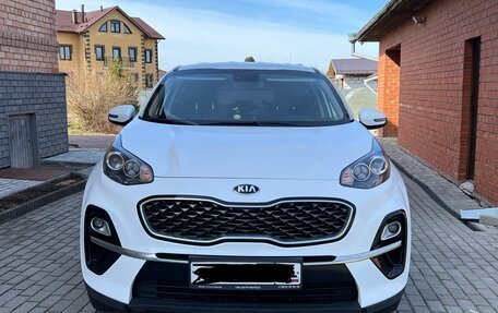 KIA Sportage IV рестайлинг, 2019 год, 2 390 000 рублей, 4 фотография