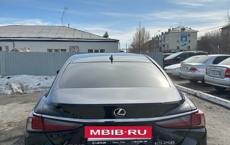 Lexus ES VII, 2018 год, 4 800 000 рублей, 9 фотография