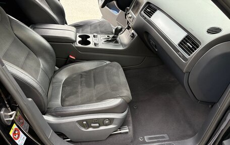 Volkswagen Touareg III, 2012 год, 2 750 000 рублей, 30 фотография