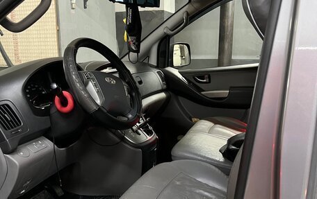 Hyundai Grand Starex Grand Starex I рестайлинг 2, 2015 год, 2 200 000 рублей, 11 фотография