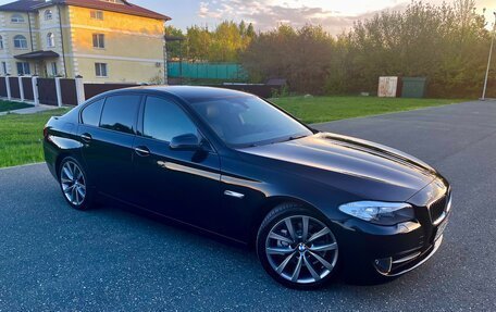 BMW 5 серия, 2012 год, 2 150 000 рублей, 3 фотография