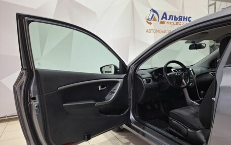 Hyundai i30 II рестайлинг, 2013 год, 800 000 рублей, 20 фотография