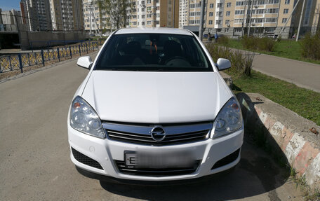 Opel Astra H, 2011 год, 1 фотография