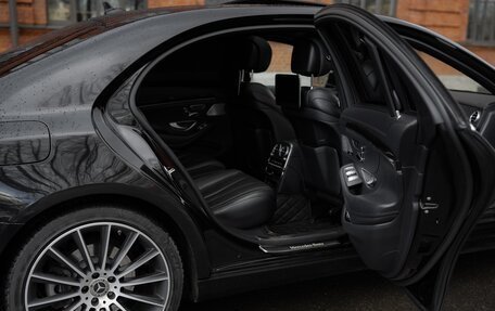 Mercedes-Benz S-Класс, 2019 год, 4 990 000 рублей, 34 фотография