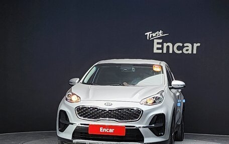 KIA Sportage IV рестайлинг, 2020 год, 1 920 000 рублей, 3 фотография