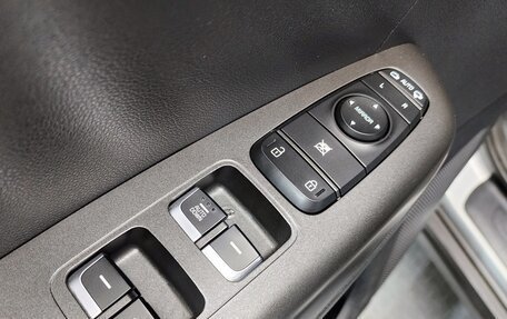 KIA Sportage IV рестайлинг, 2020 год, 1 920 000 рублей, 14 фотография