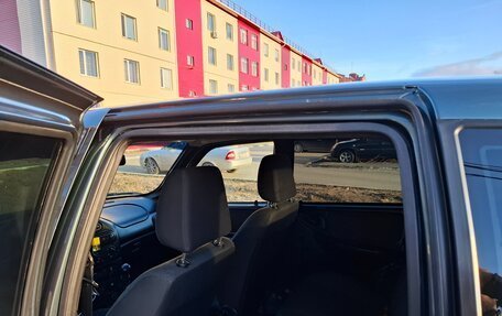 Chevrolet Niva I рестайлинг, 2018 год, 860 000 рублей, 16 фотография