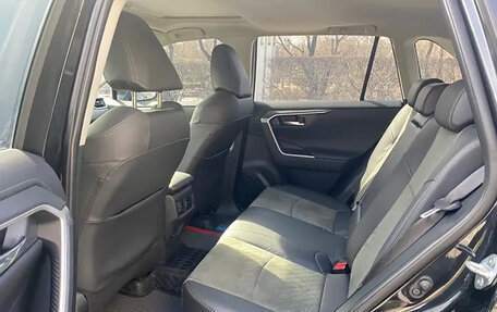 Toyota RAV4, 2022 год, 2 720 000 рублей, 12 фотография