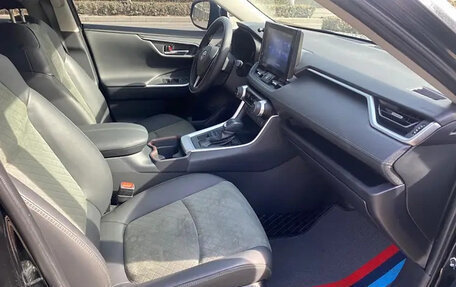 Toyota RAV4, 2022 год, 2 720 000 рублей, 14 фотография