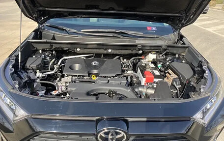 Toyota RAV4, 2022 год, 2 720 000 рублей, 16 фотография