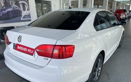 Volkswagen Jetta VI, 2013 год, 830 000 рублей, 6 фотография