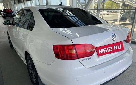 Volkswagen Jetta VI, 2013 год, 830 000 рублей, 8 фотография