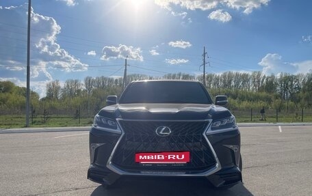 Lexus LX III, 2017 год, 9 500 000 рублей, 2 фотография