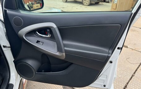 Toyota RAV4, 2010 год, 1 550 000 рублей, 19 фотография