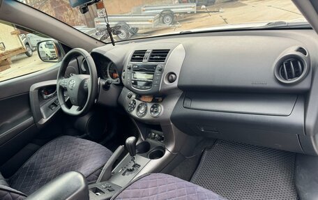 Toyota RAV4, 2010 год, 1 550 000 рублей, 20 фотография