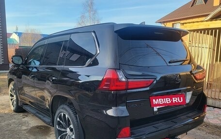 Lexus LX III, 2016 год, 8 800 000 рублей, 3 фотография