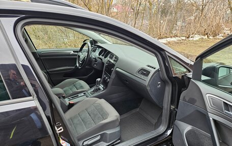 Volkswagen Golf VII, 2017 год, 1 550 000 рублей, 2 фотография