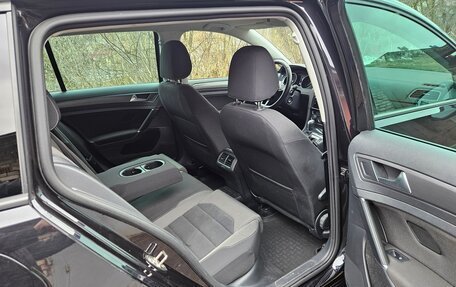 Volkswagen Golf VII, 2017 год, 1 550 000 рублей, 17 фотография