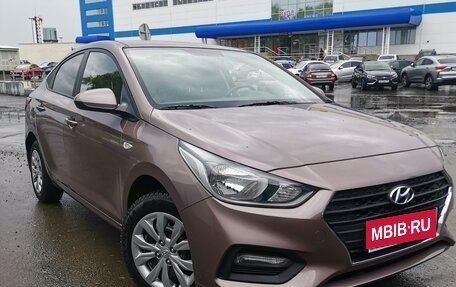 Hyundai Solaris II рестайлинг, 2018 год, 1 470 000 рублей, 1 фотография