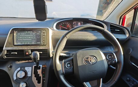 Toyota Sienta II, 2021 год, 1 819 000 рублей, 16 фотография