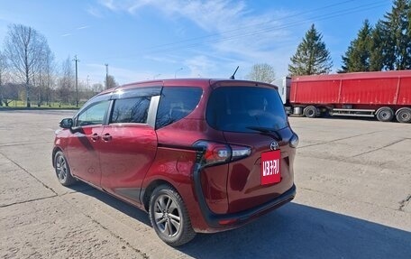 Toyota Sienta II, 2021 год, 1 819 000 рублей, 5 фотография