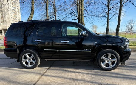 Chevrolet Tahoe III, 2013 год, 2 750 000 рублей, 3 фотография