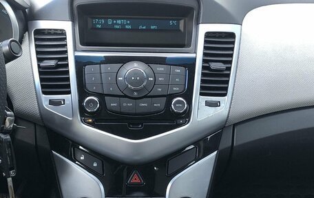 Chevrolet Cruze II, 2011 год, 759 000 рублей, 13 фотография
