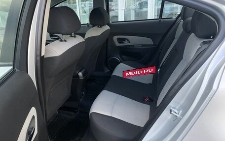 Chevrolet Cruze II, 2011 год, 759 000 рублей, 9 фотография