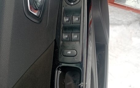 Renault Kaptur I рестайлинг, 2017 год, 1 200 000 рублей, 8 фотография