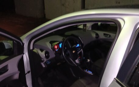 Chevrolet Aveo III, 2012 год, 650 000 рублей, 2 фотография