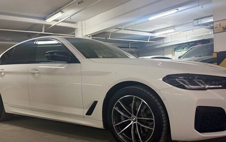 BMW 5 серия, 2021 год, 6 300 000 рублей, 6 фотография