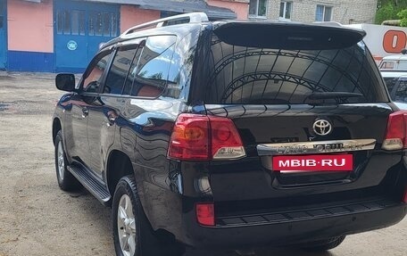 Toyota Land Cruiser 200, 2010 год, 3 150 000 рублей, 6 фотография