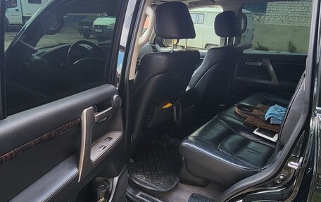 Toyota Land Cruiser 200, 2010 год, 3 150 000 рублей, 9 фотография