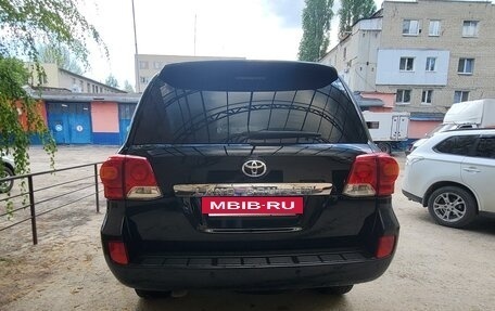 Toyota Land Cruiser 200, 2010 год, 3 150 000 рублей, 5 фотография