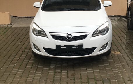 Opel Astra J, 2012 год, 960 000 рублей, 2 фотография