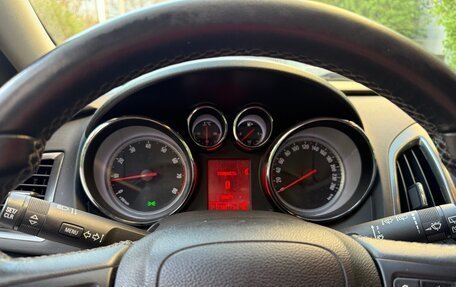 Opel Astra J, 2012 год, 960 000 рублей, 18 фотография