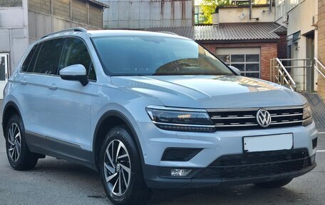 Volkswagen Tiguan II, 2018 год, 2 900 000 рублей, 1 фотография