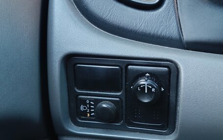 Nissan Almera Classic, 2012 год, 700 000 рублей, 21 фотография