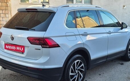 Volkswagen Tiguan II, 2018 год, 2 900 000 рублей, 7 фотография