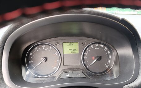 Skoda Fabia II, 2011 год, 410 000 рублей, 9 фотография