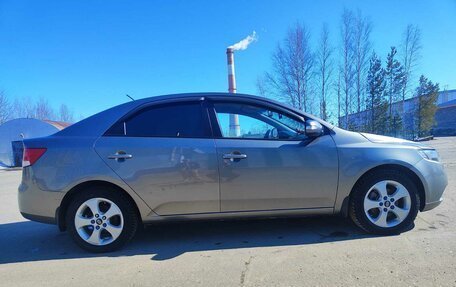 KIA Cerato III, 2009 год, 800 000 рублей, 3 фотография