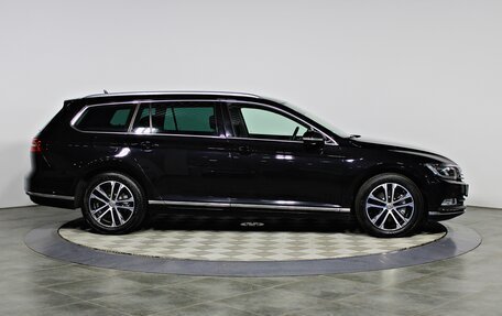 Volkswagen Passat B8 рестайлинг, 2019 год, 2 157 000 рублей, 8 фотография