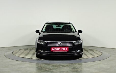 Volkswagen Passat B8 рестайлинг, 2019 год, 2 157 000 рублей, 2 фотография