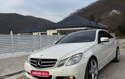 Mercedes-Benz E-Класс, 2011 год, 1 400 000 рублей, 1 фотография