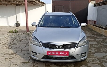 KIA cee'd I рестайлинг, 2010 год, 650 000 рублей, 3 фотография